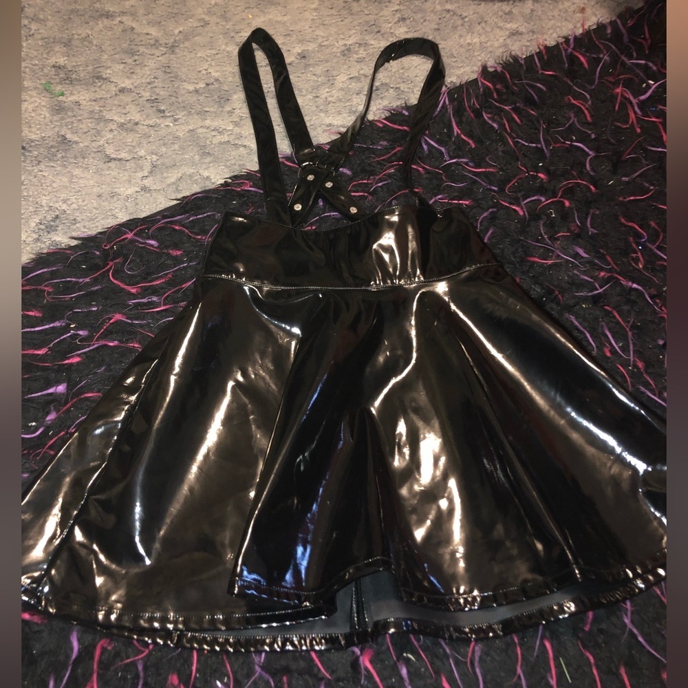 Leather skirt